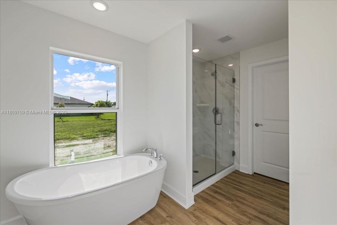 Active With Contract: $519,900 (4 beds, 3 baths, 2127 Square Feet)