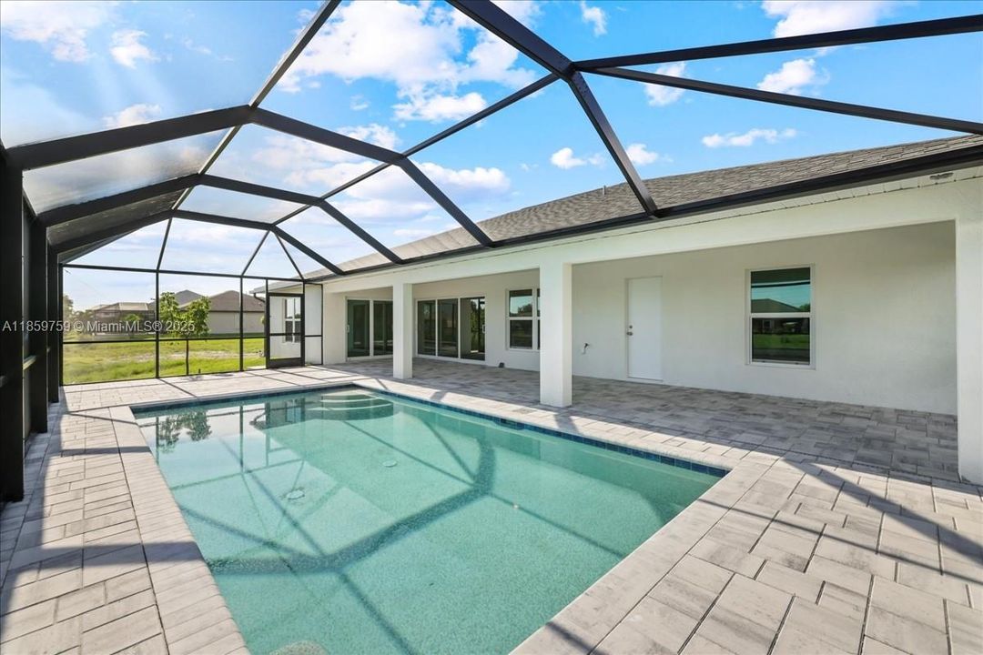 Active With Contract: $519,900 (4 beds, 3 baths, 2127 Square Feet)