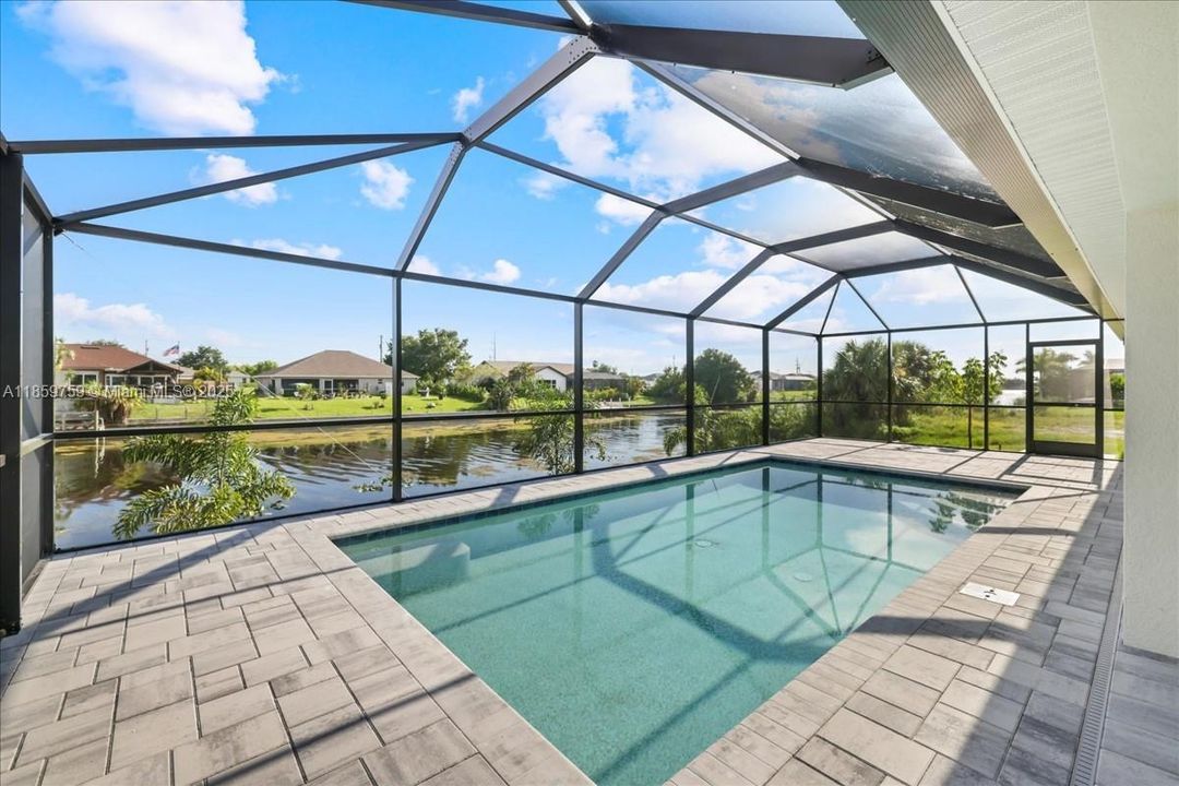 Active With Contract: $519,900 (4 beds, 3 baths, 2127 Square Feet)