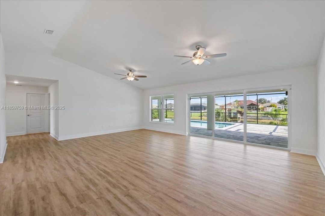 Active With Contract: $519,900 (4 beds, 3 baths, 2127 Square Feet)