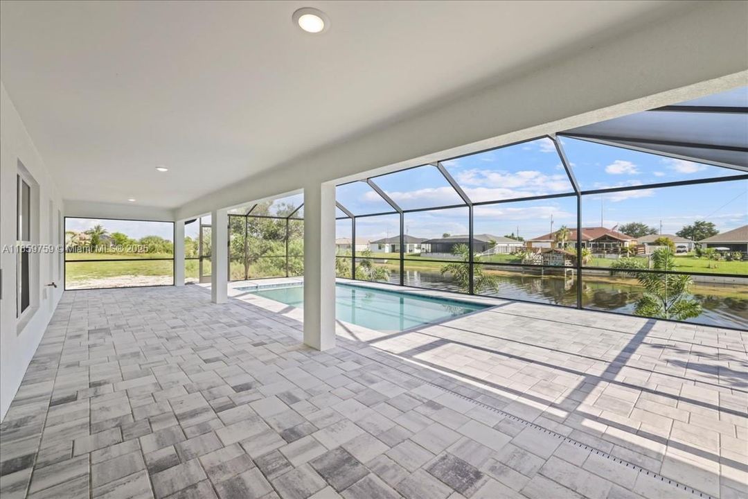 Active With Contract: $519,900 (4 beds, 3 baths, 2127 Square Feet)