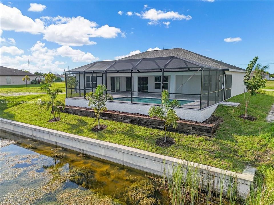 Active With Contract: $519,900 (4 beds, 3 baths, 2127 Square Feet)