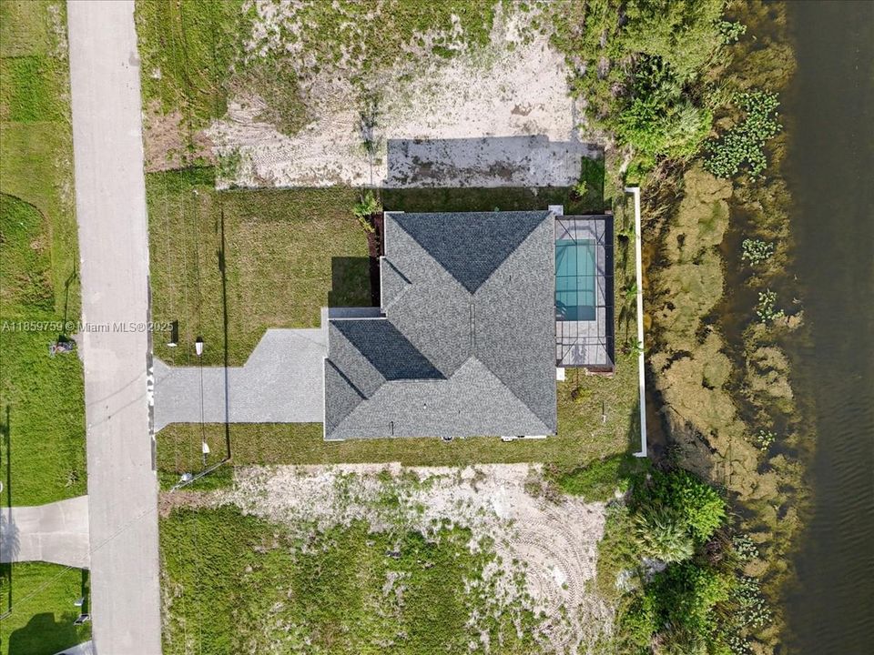 Active With Contract: $519,900 (4 beds, 3 baths, 2127 Square Feet)