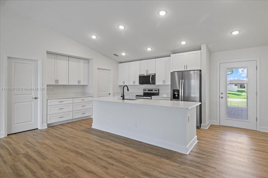 Active With Contract: $519,900 (4 beds, 3 baths, 2127 Square Feet)