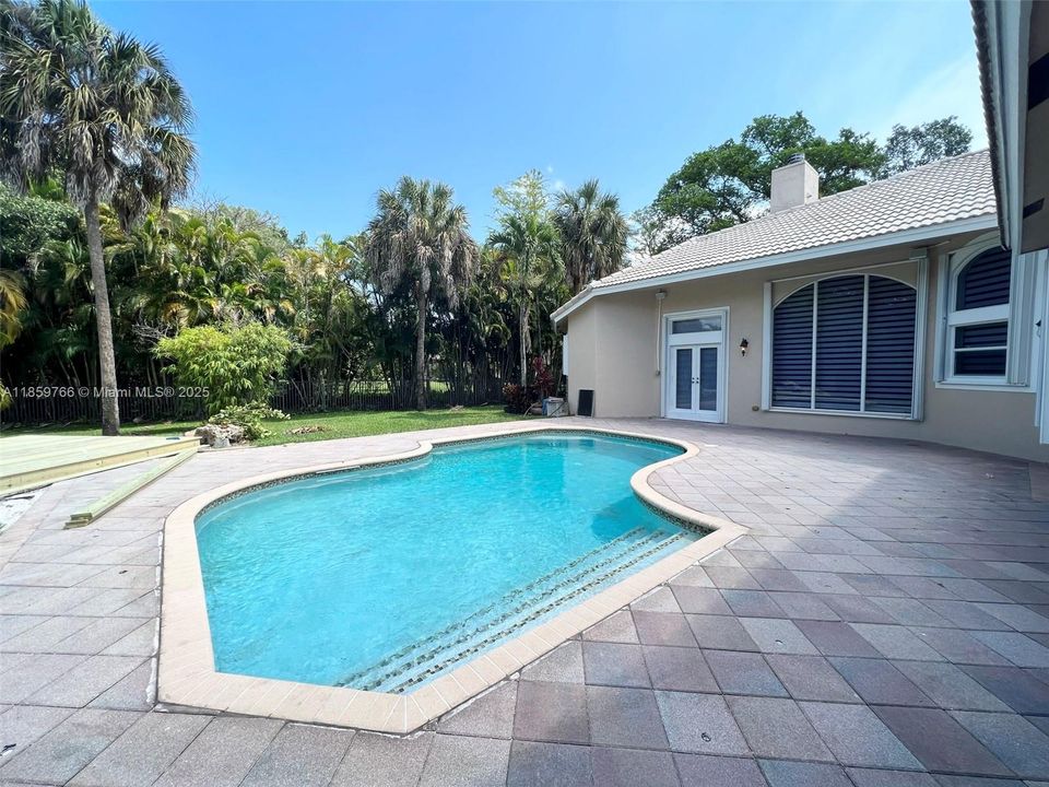 最近租的: $6,500 (4 贝兹, 4 浴室, 3342 平方英尺)