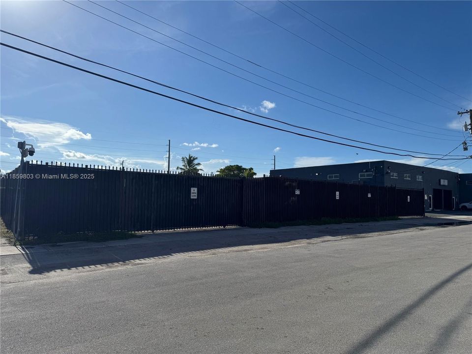 For Sale: $4,000,000 (0 beds, 0 baths, 0 Square Feet)