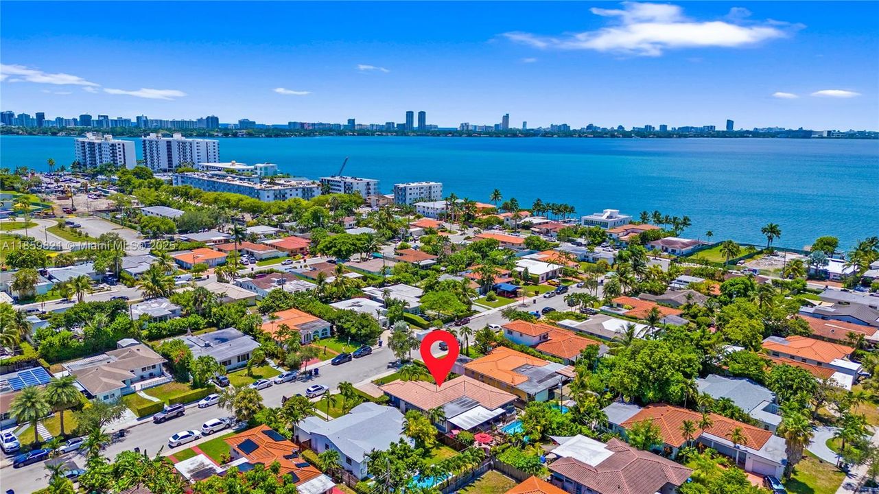 На продажу: $1,000,000 (3 спален, 2 ванн, 1579 Квадратных фут)