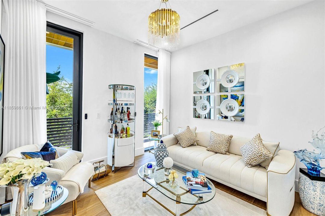 Active With Contract: $1,850,000 (4 beds, 5 baths, 3385 Square Feet)