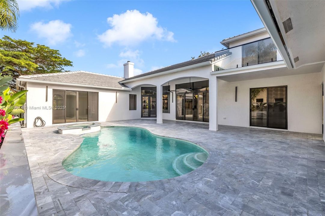 For Sale: $2,399,000 (7 beds, 5 baths, 4029 Square Feet)