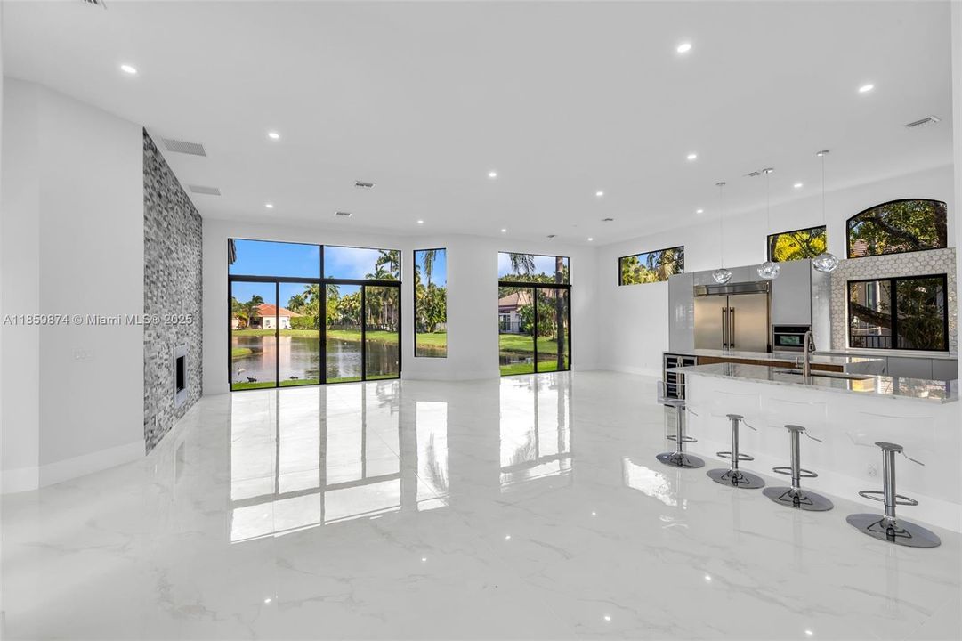 For Sale: $2,399,000 (7 beds, 5 baths, 4029 Square Feet)