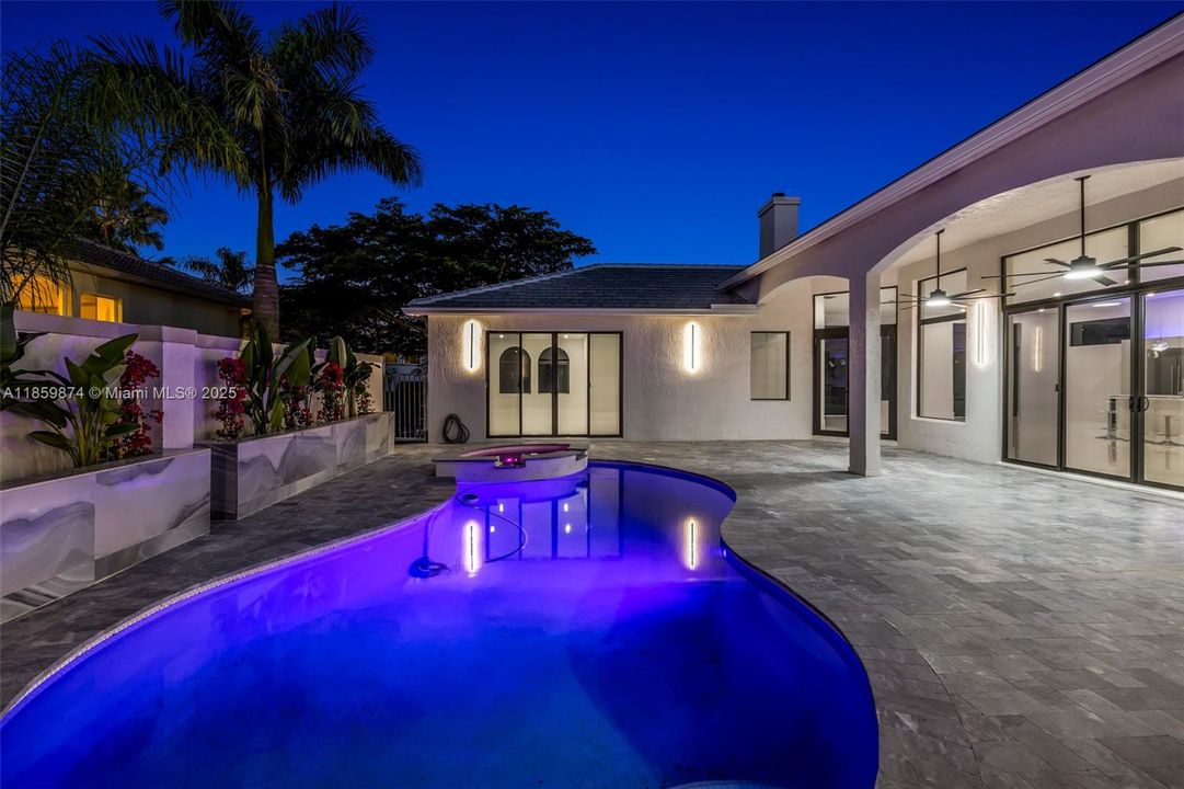 For Sale: $2,399,000 (7 beds, 5 baths, 4029 Square Feet)