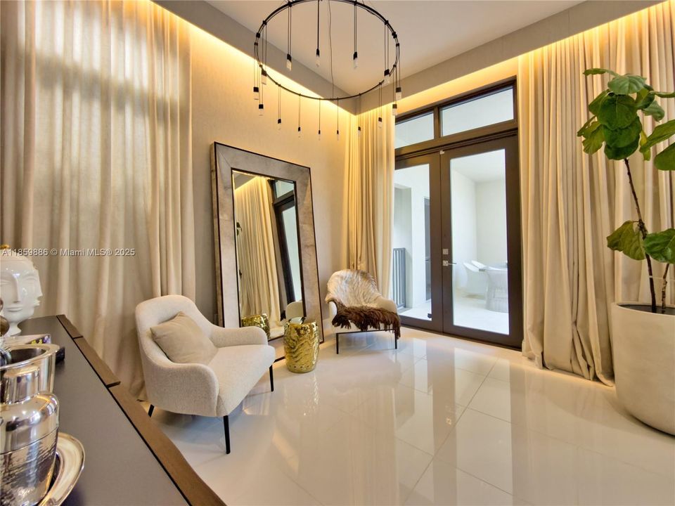 For Sale: $2,100,000 (4 beds, 4 baths, 3996 Square Feet)