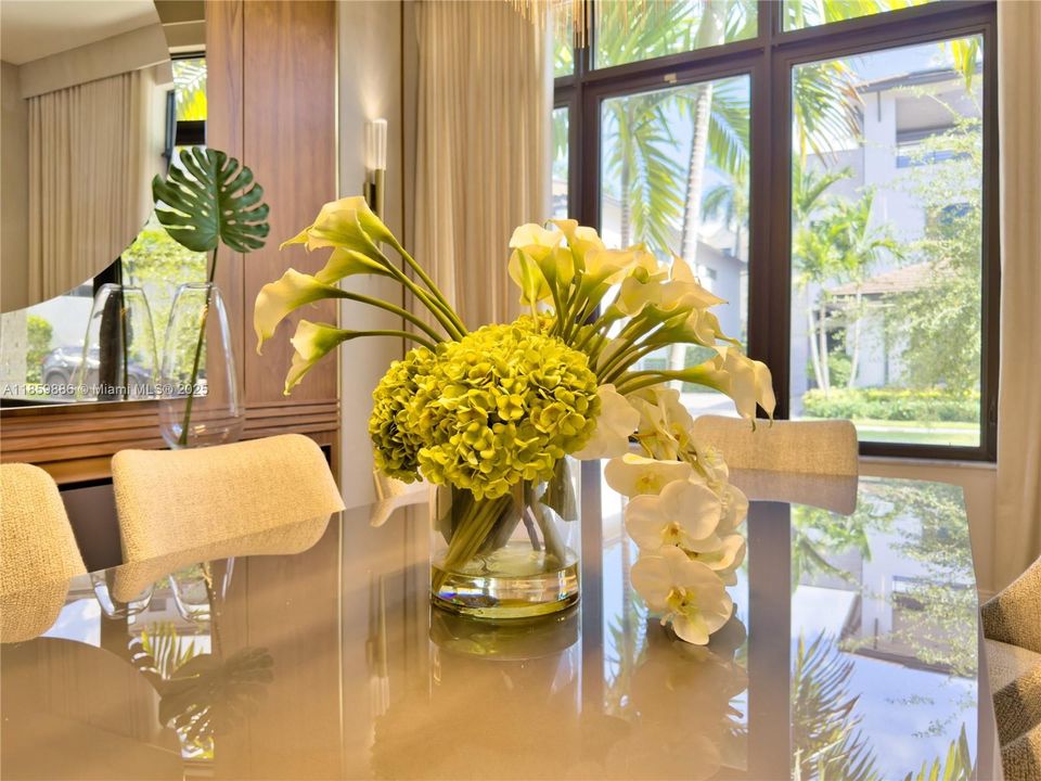 For Sale: $2,100,000 (4 beds, 4 baths, 3996 Square Feet)