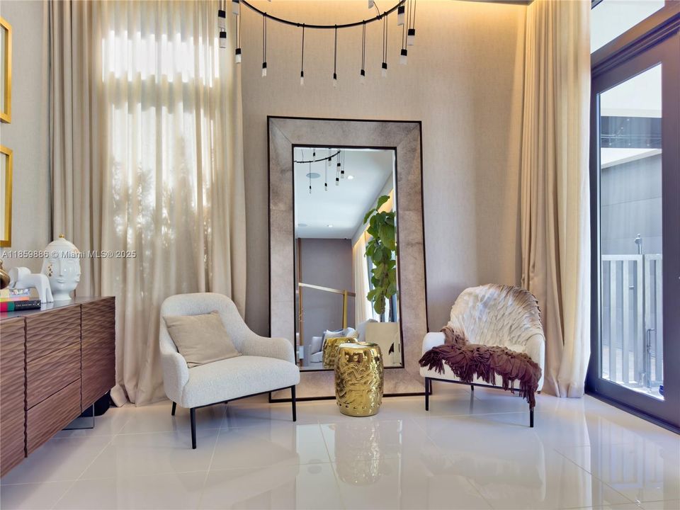 For Sale: $2,100,000 (4 beds, 4 baths, 3996 Square Feet)