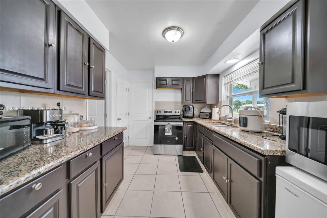 For Sale: $275,000 (3 beds, 2 baths, 0 Square Feet)