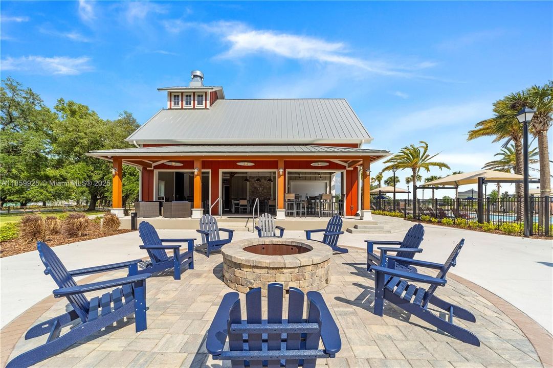 For Rent: $2,230 (4 beds, 2 baths, 1893 Square Feet)