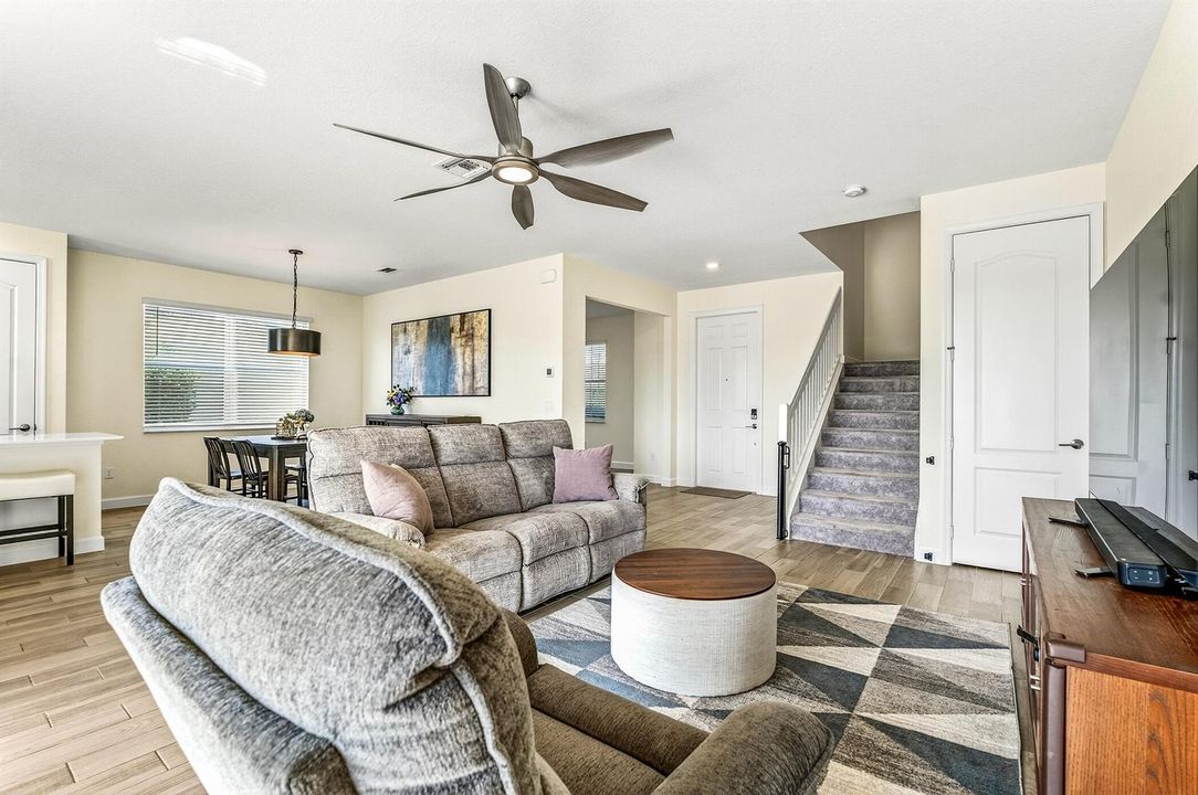 014_5986 Sequoia Circle-157
