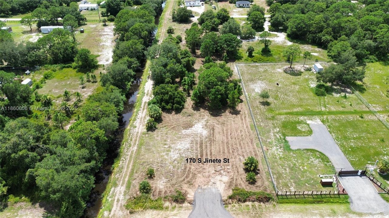 For Sale: $49,900 (1.25 acres)