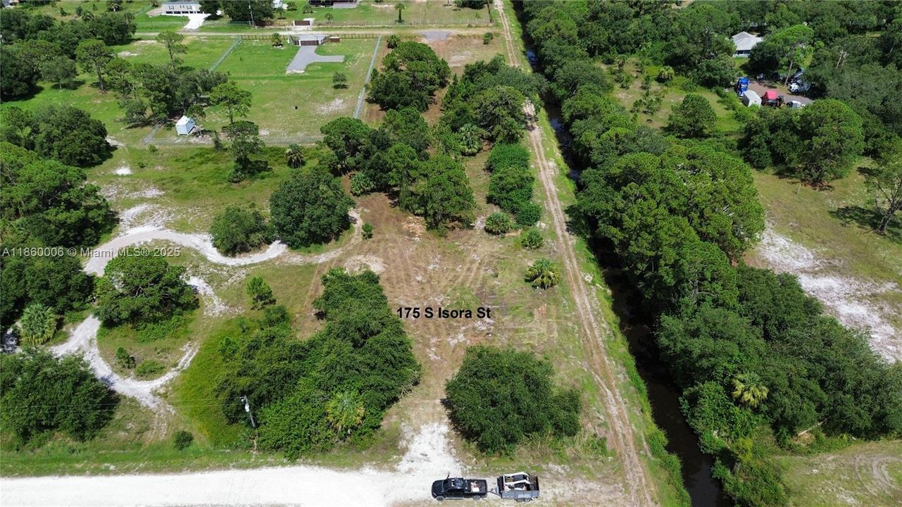 For Sale: $49,900 (1.25 acres)