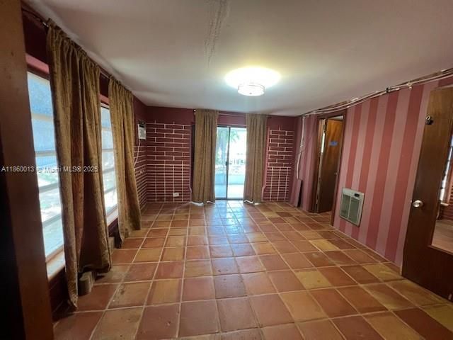 Vendido Recientemente: $459,000 (2 camas, 2 baños, 1834 Pies cuadrados)