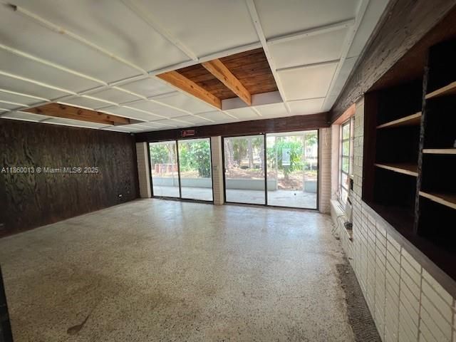 Vendido Recientemente: $459,000 (2 camas, 2 baños, 1834 Pies cuadrados)