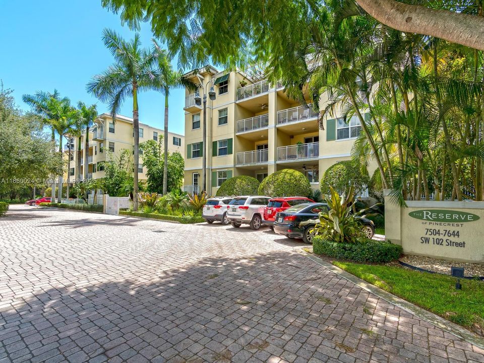 Недавно арендовано: $4,700 (3 спален, 2 ванн, 1738 Квадратных фут)