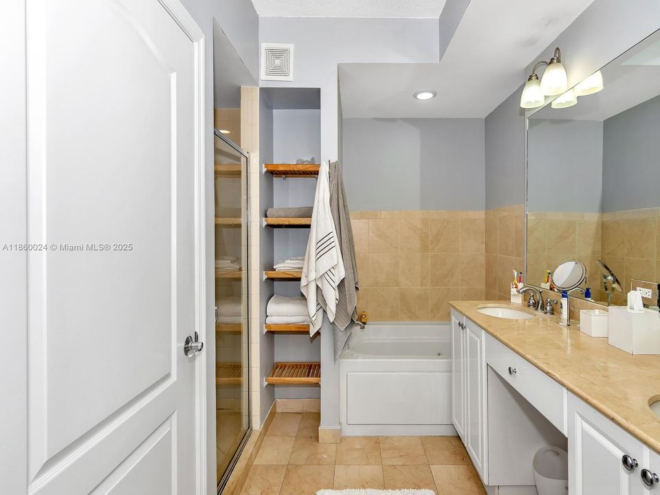 Недавно арендовано: $4,700 (3 спален, 2 ванн, 1738 Квадратных фут)