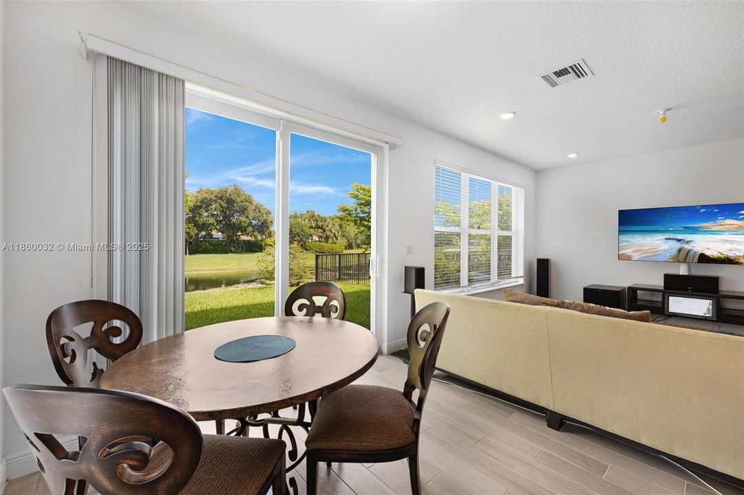 待售: $659,000 (3 贝兹, 2 浴室, 1830 平方英尺)