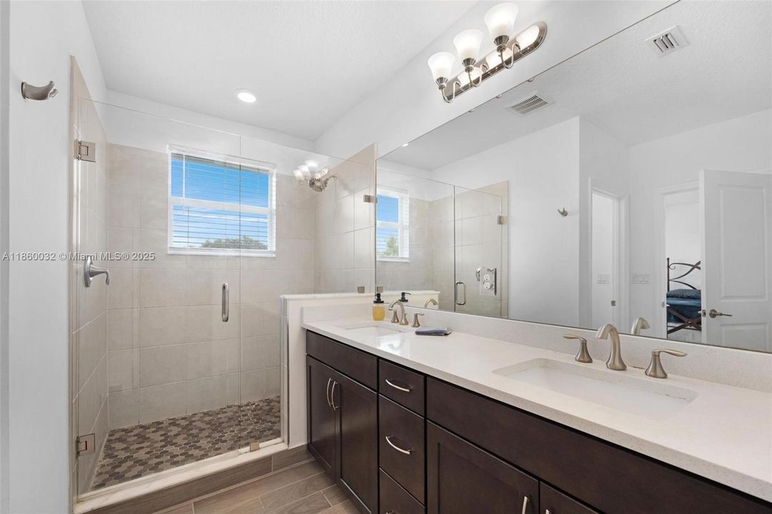 待售: $659,000 (3 贝兹, 2 浴室, 1830 平方英尺)