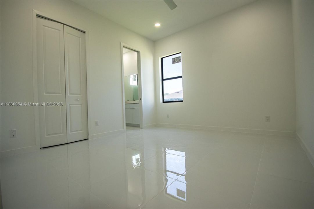 En Venta: $315,000 (3 camas, 2 baños, 0 Pies cuadrados)