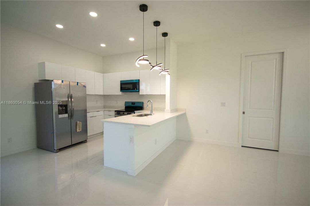 En Venta: $315,000 (3 camas, 2 baños, 0 Pies cuadrados)