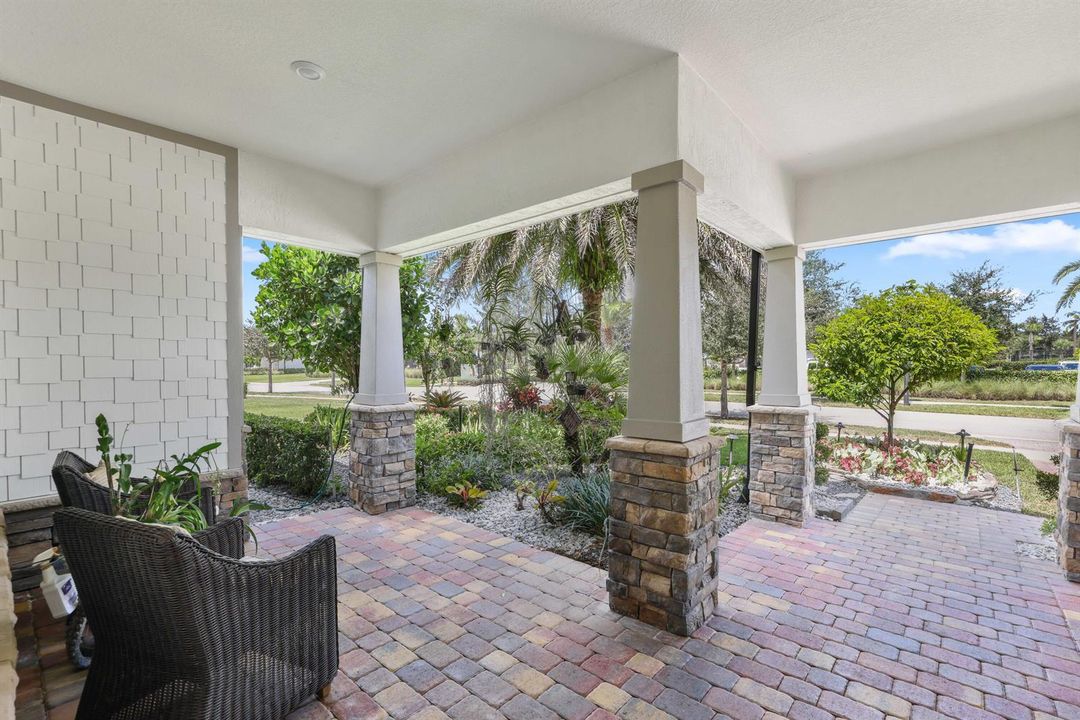 9191 Balsamo Dr - Patio