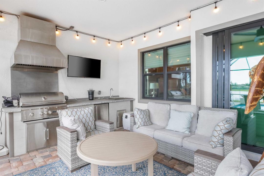 9191 Balsamo Dr - Patio & Summer Kitchen