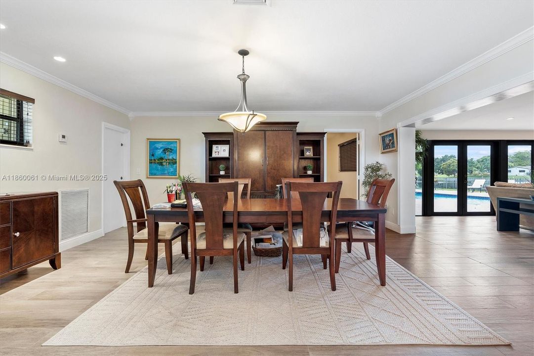 For Sale: $1,400,000 (5 beds, 3 baths, 2357 Square Feet)