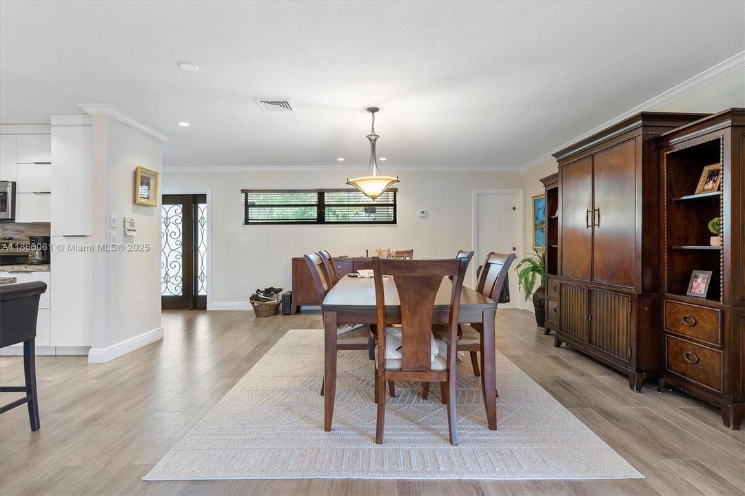 For Sale: $1,400,000 (5 beds, 3 baths, 2357 Square Feet)