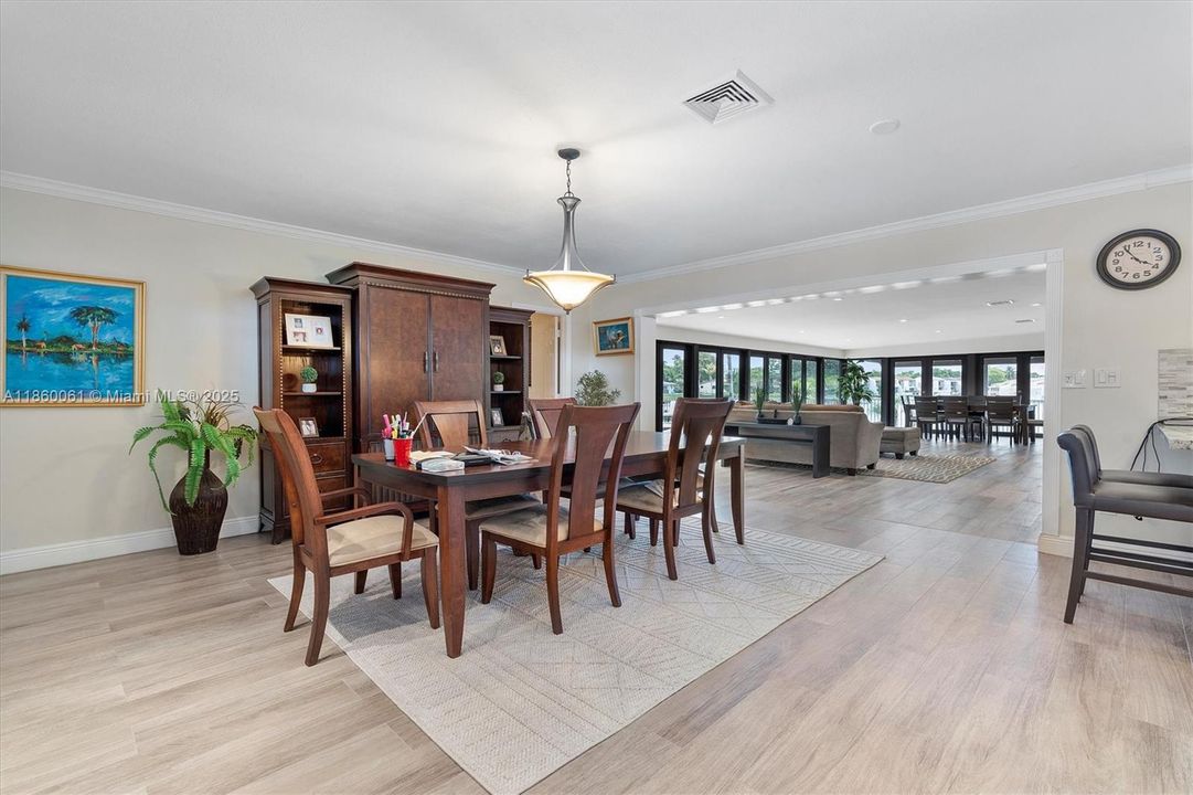 For Sale: $1,400,000 (5 beds, 3 baths, 2357 Square Feet)