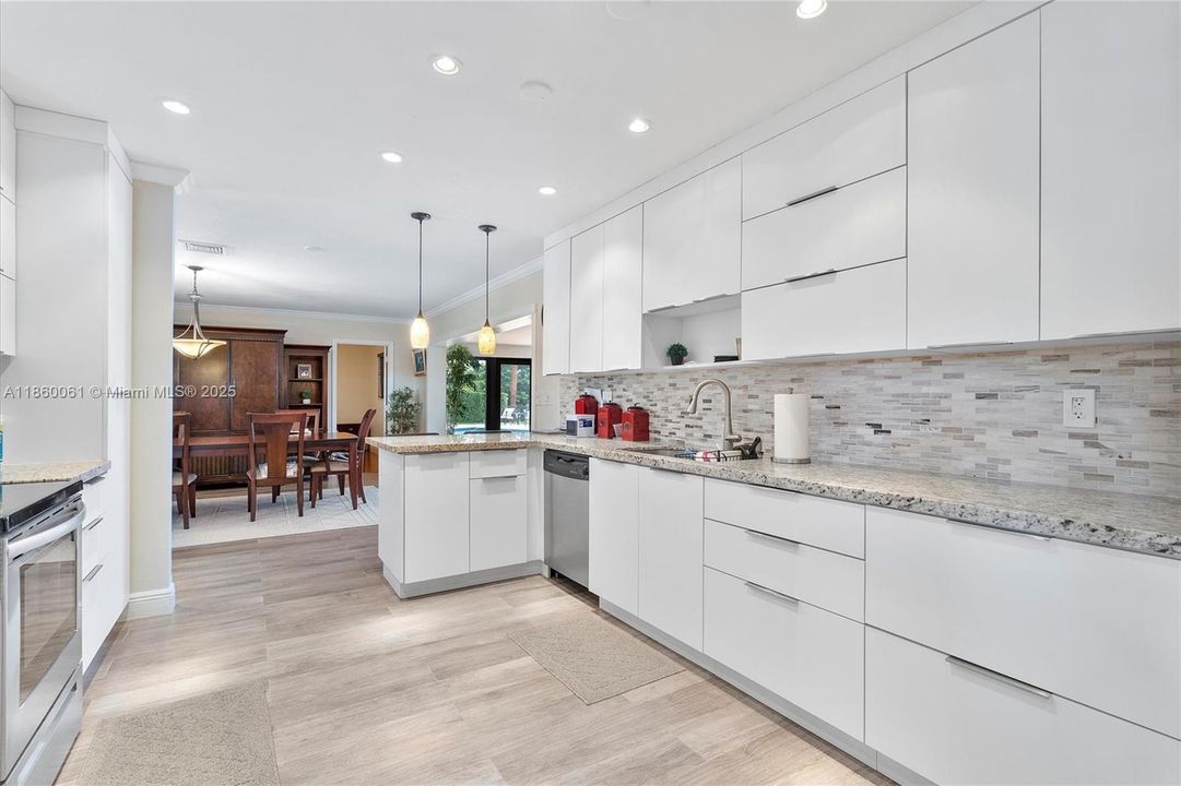 For Sale: $1,400,000 (5 beds, 3 baths, 2357 Square Feet)