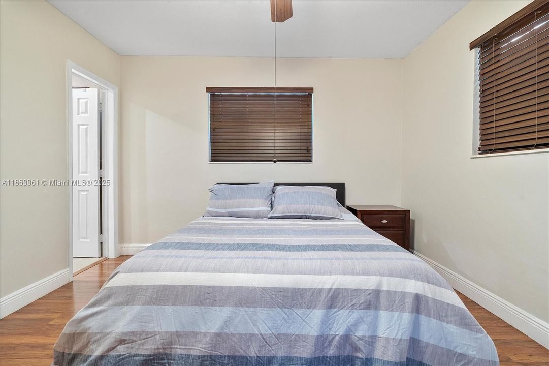 For Sale: $1,400,000 (5 beds, 3 baths, 2357 Square Feet)