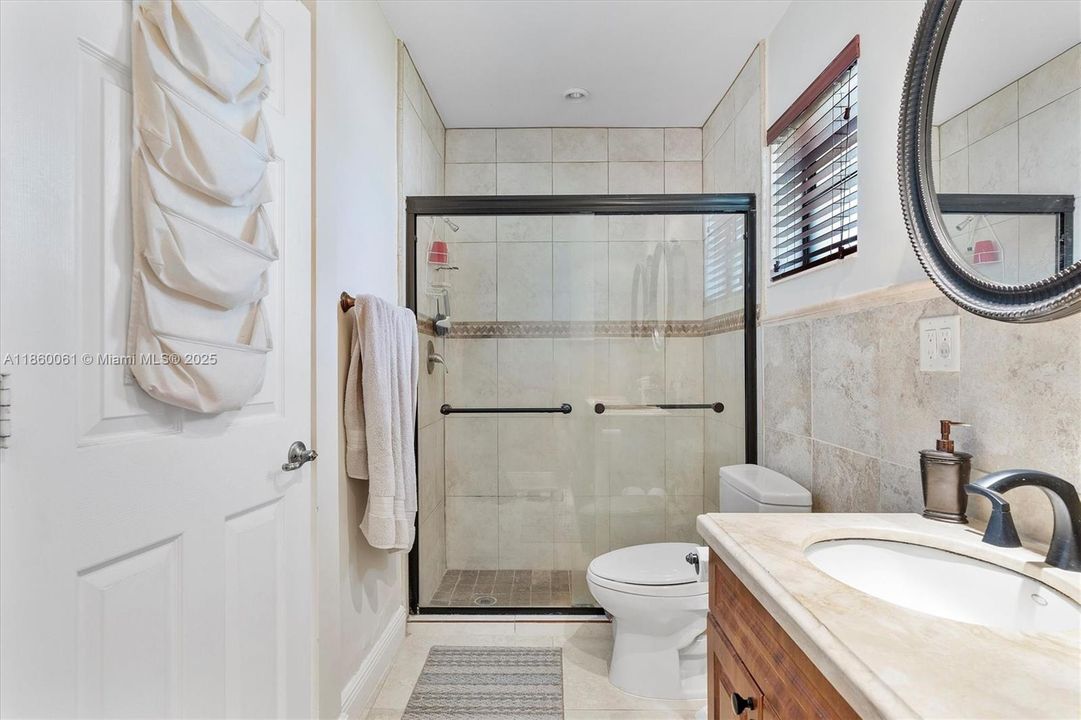 For Sale: $1,400,000 (5 beds, 3 baths, 2357 Square Feet)