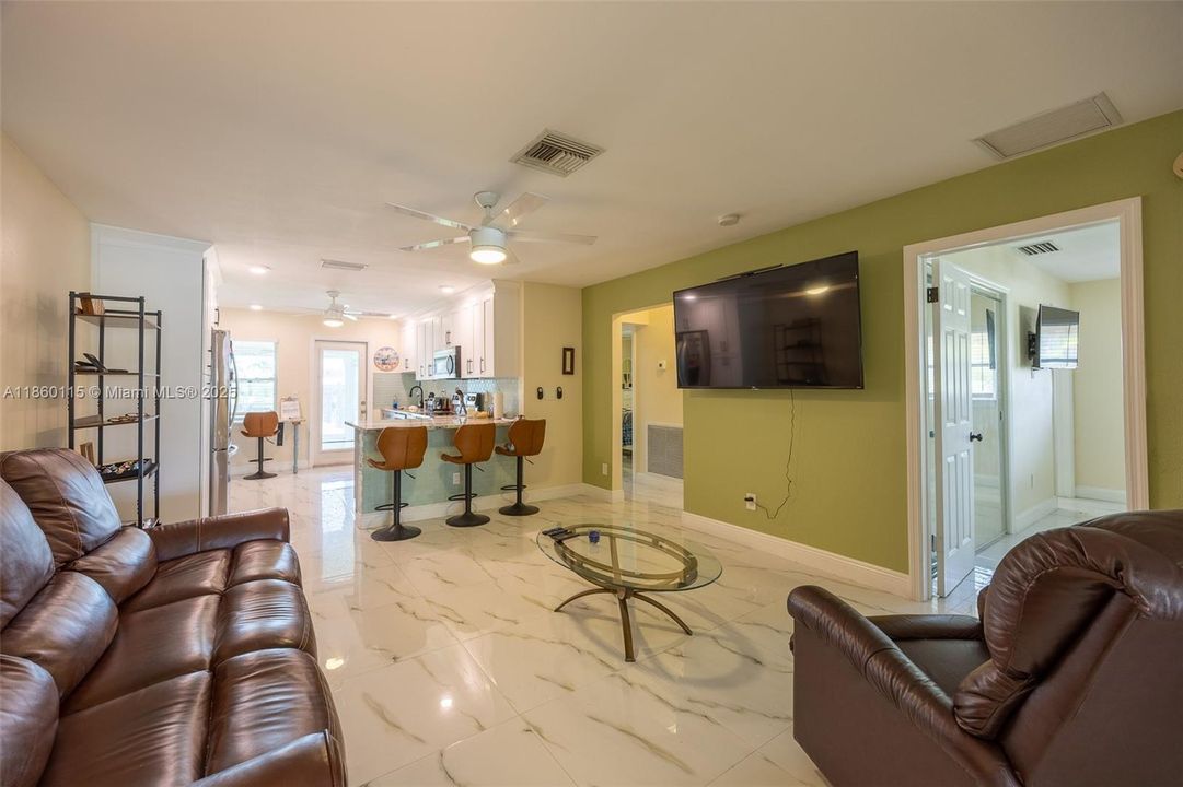 待售: $750,000 (0 贝兹, 0 浴室, 0 平方英尺)