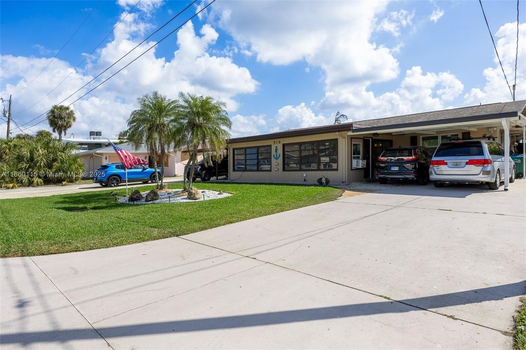 待售: $750,000 (0 贝兹, 0 浴室, 0 平方英尺)