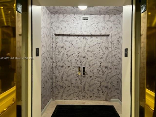 For Sale: $2,580,000 (2 beds, 3 baths, 2570 Square Feet)