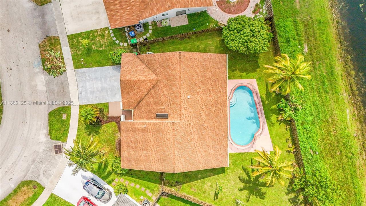 最近售出: $580,000 (3 贝兹, 2 浴室, 1578 平方英尺)