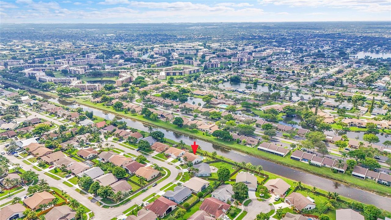 最近售出: $580,000 (3 贝兹, 2 浴室, 1578 平方英尺)