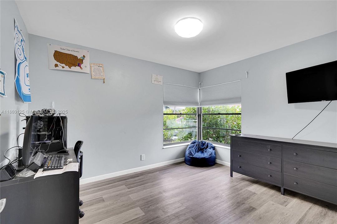 BEDROOM TURNED IN OFFICE