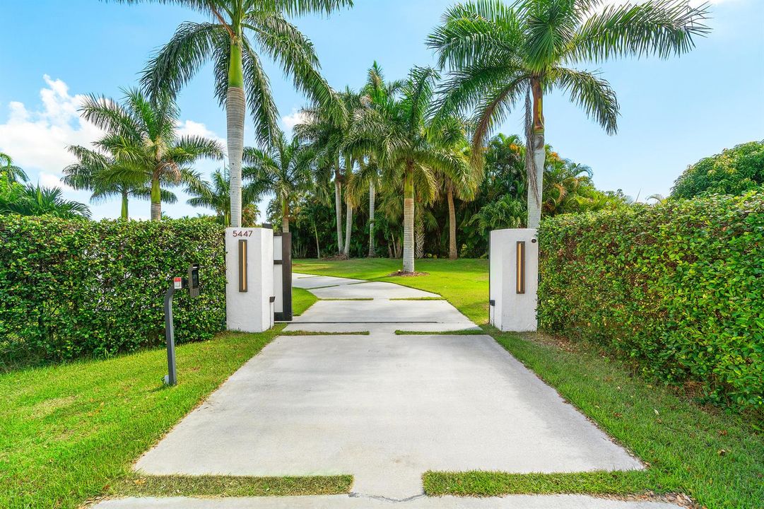 001-5447CenterStreet-Jupiter-FL-33458-FU