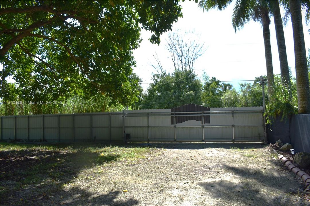 待售: $430,000 (0 贝兹, 0 浴室, 0 平方英尺)