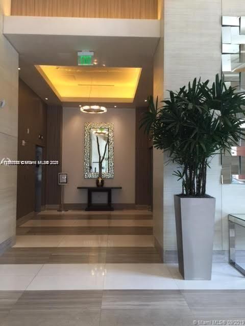 待售: $4,300 (2 贝兹, 2 浴室, 1274 平方英尺)