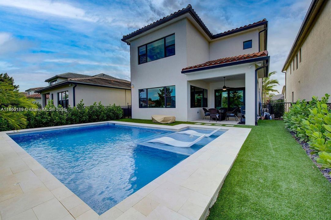 Active With Contract: $5,750 (4 beds, 3 baths, 2397 Square Feet)