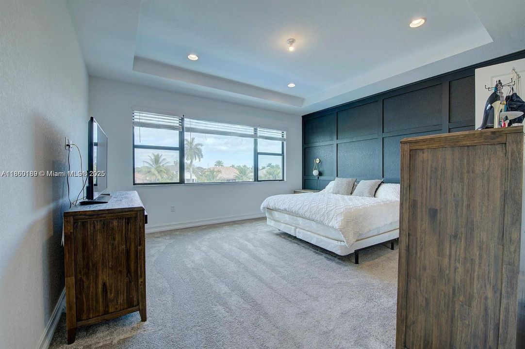 Active With Contract: $5,750 (4 beds, 3 baths, 2397 Square Feet)